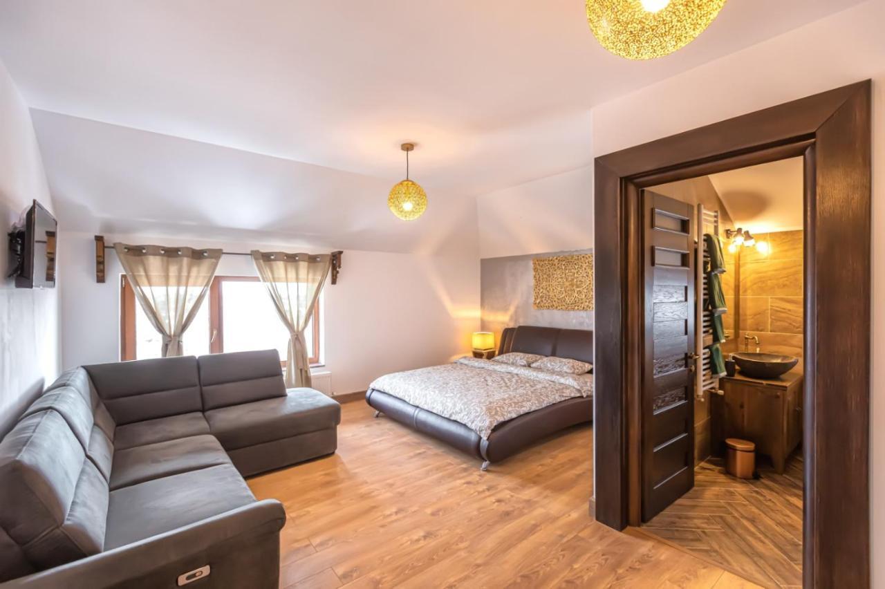 Transilvania Mansion Брашов Екстер'єр фото