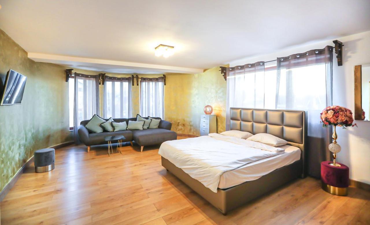 Transilvania Mansion Брашов Екстер'єр фото